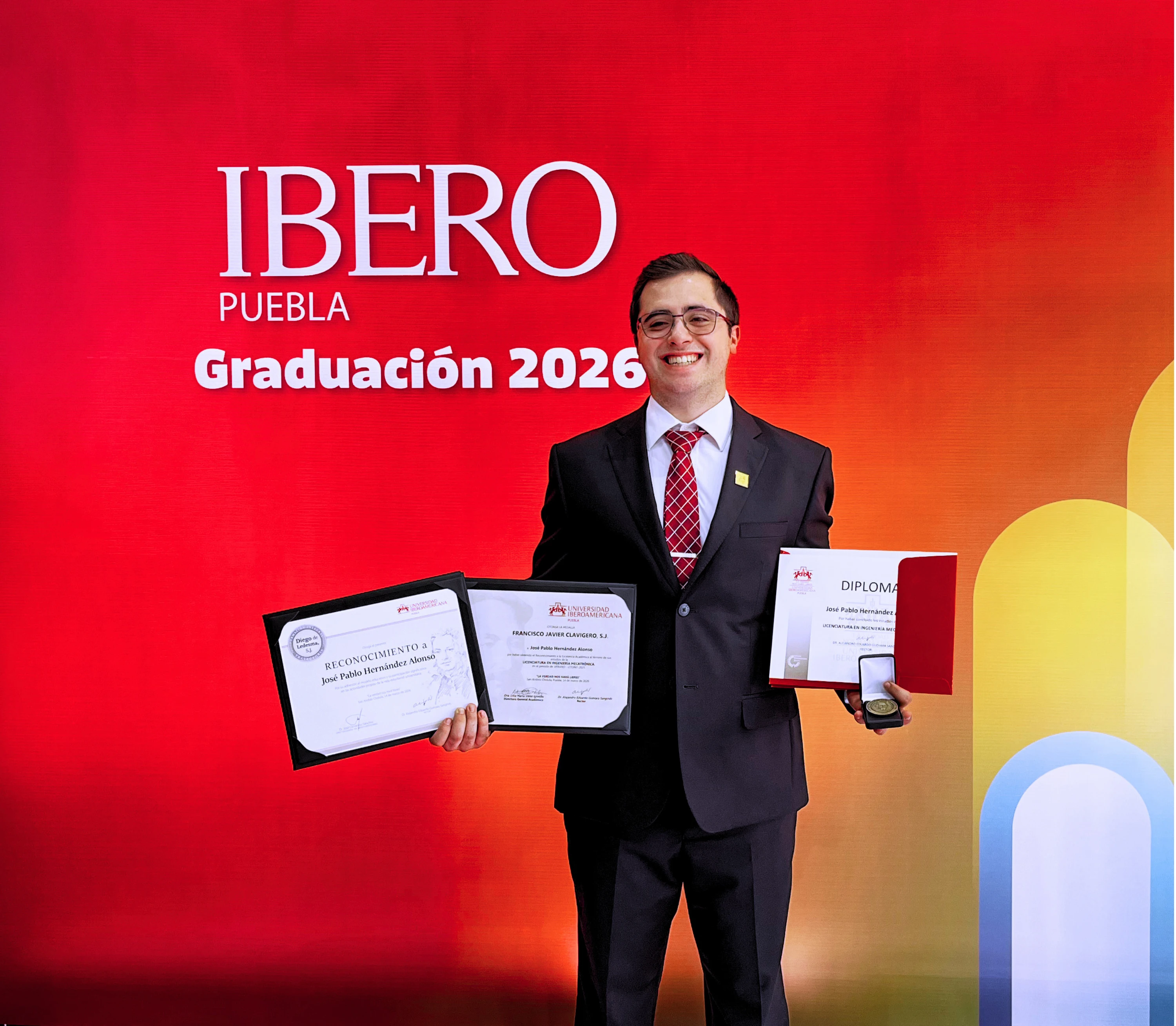 Premios y reconocimientos académicos de José Pablo Hernández Alonso